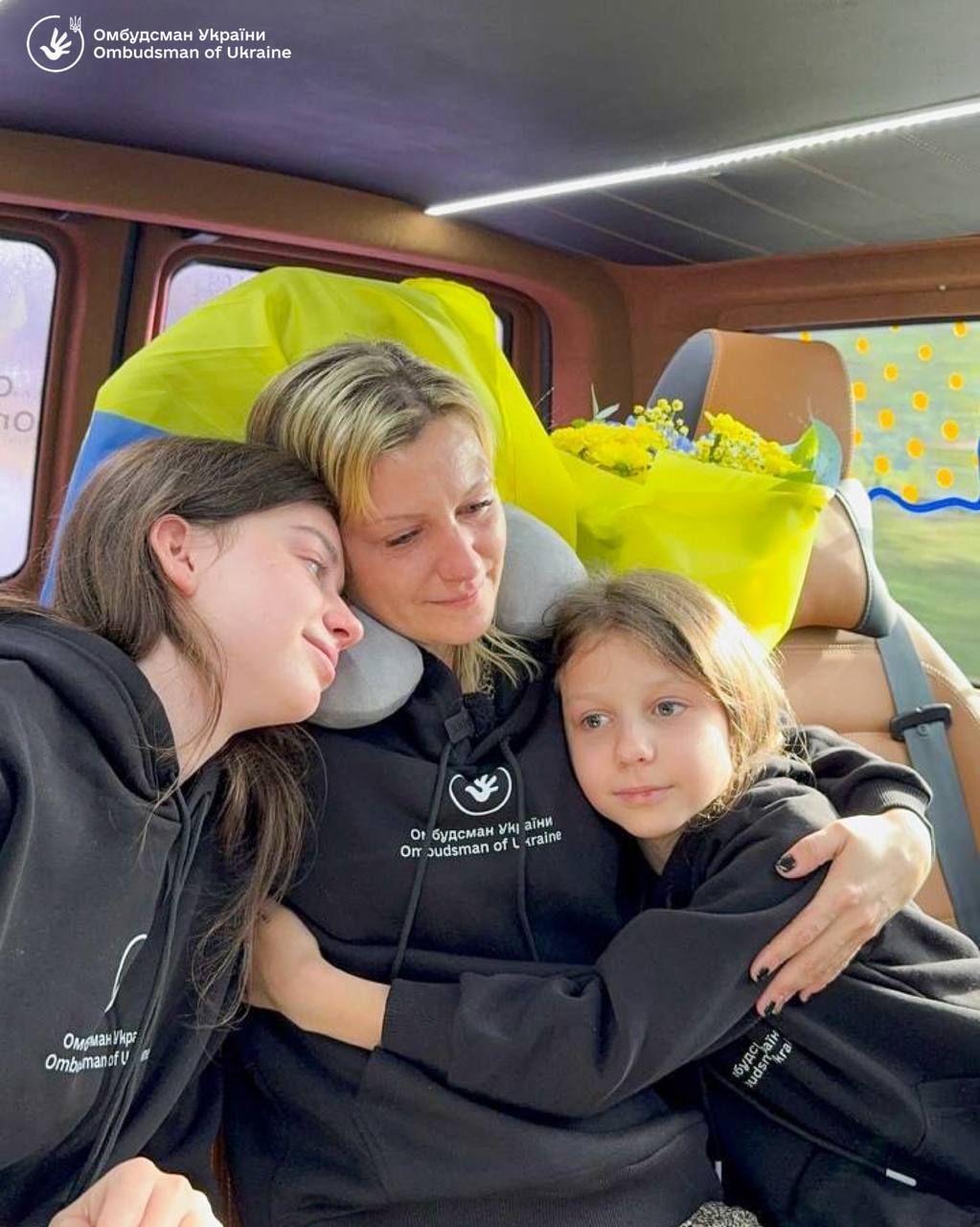 Все время не знала о судьбе своих дочерей: в Украину вернули женщину, которую 6 лет удерживали в российской неволе. Фото