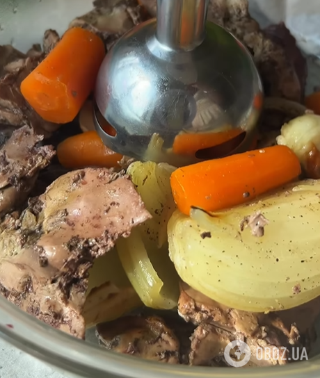 Лучше любых намазок: как приготовить вкусный паштет из печени за считанные минуты