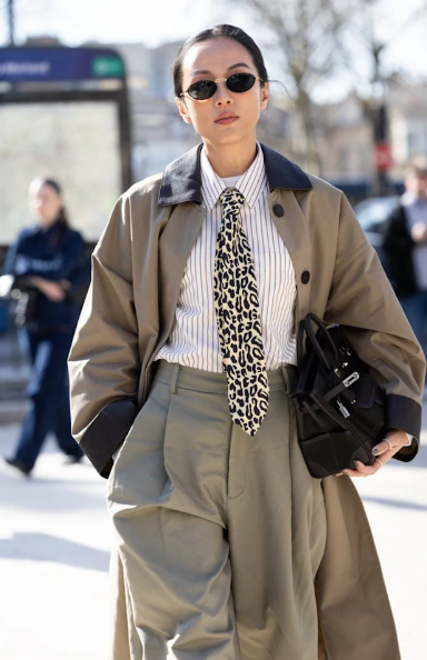 Модні тренди для жінок 50+: які речі мають бути в осінньому гардеробі