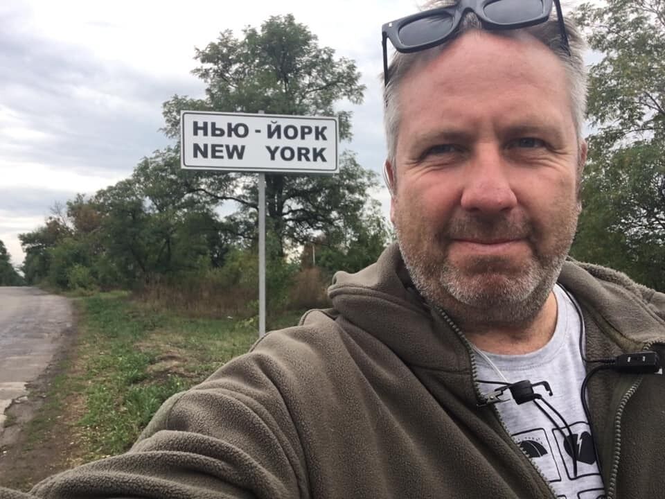 "Если бы я был министром, организовал бы транспорт – и вперед на фронт". Тарас Томенко – о провалах инфополитики, киноскандалах и короткой памяти украинцев