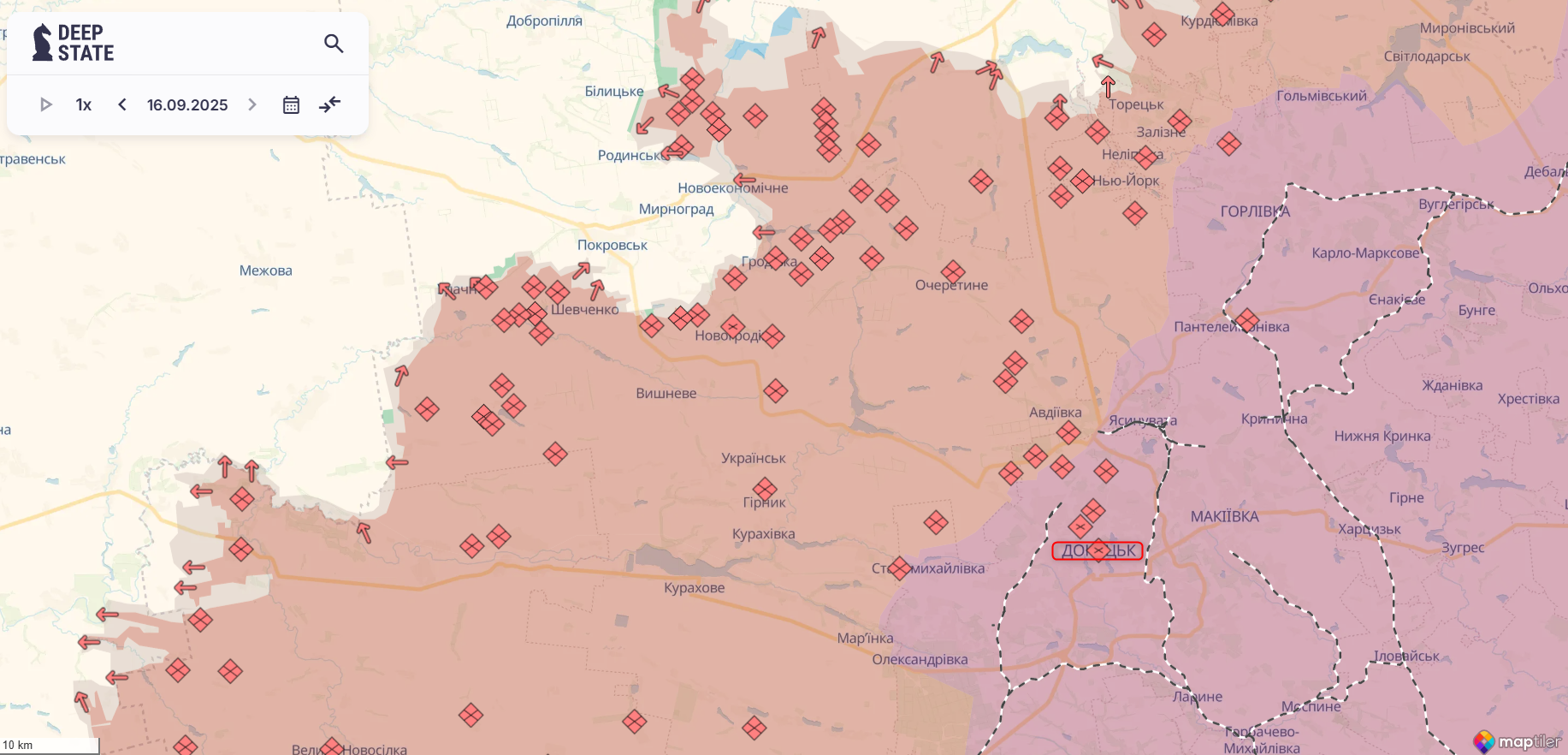 В оккупированном Донецке прогремели взрывы, поднялся дым: говорят о прилете по складу БК. Фото и видео