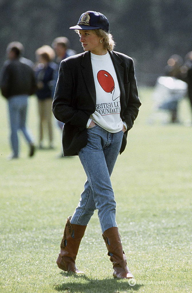 Если вам нужна одна пара обуви на осень, то это она: стилисты назвали самые модные сапоги сезона