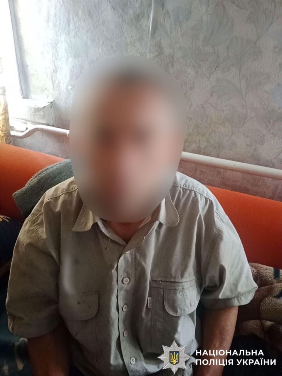 На Київщині чоловік під час сварки намагався жорстоко вбити матір. Подробиці справи та фото