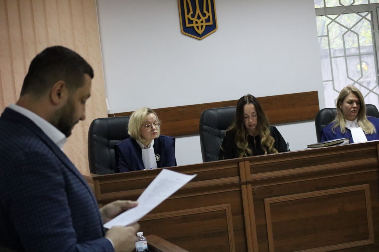 В крови работника УГО нашли алкоголь и наркотики: как продвигается рассмотрение дела об убийстве подростка на фуникулере в Киеве. Фото и видео