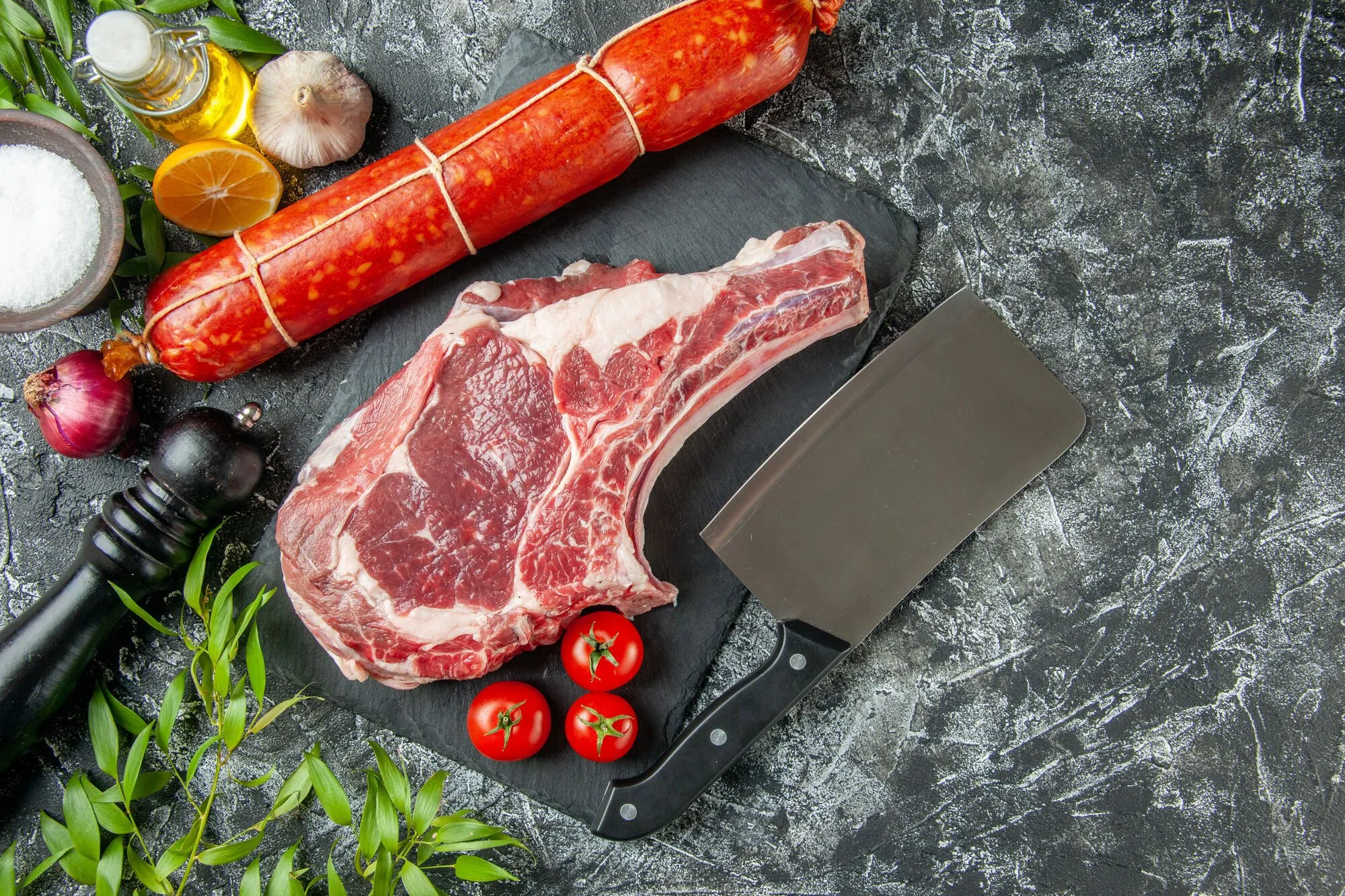 Які продукти не можна зберігати на дверцятах холодильника: можуть швидко зіпсуватись