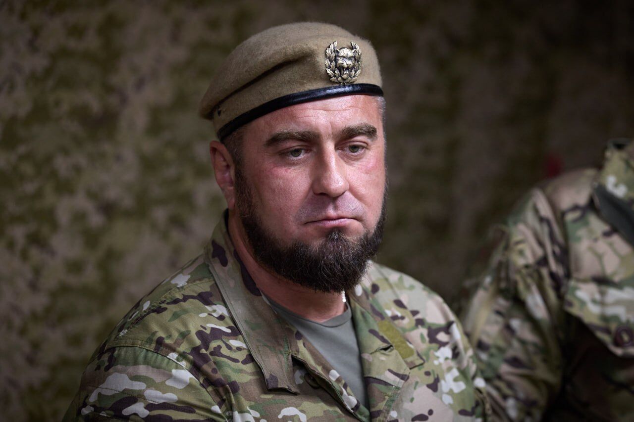 "Обязательно будут решения": Зеленский посетил Пункт управления Десантно-штурмовых войск на Донбассе. Фото и видео