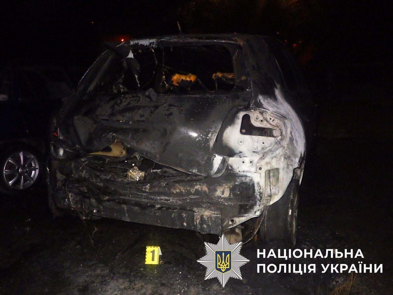 У Києві чоловік заради помсти водію підпалив авто. Подробиці справи та фото