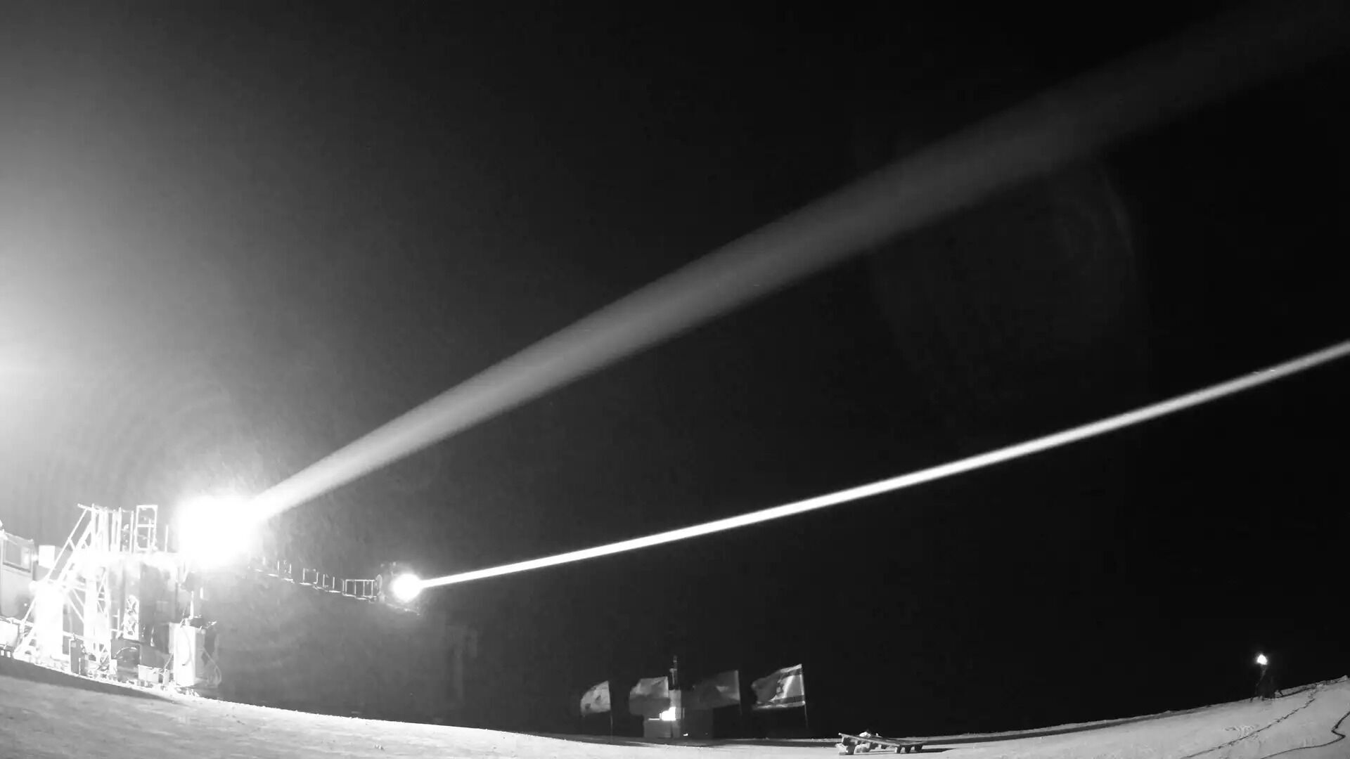 Может поражать даже самолеты: что известно о лазерной системе ПВО "Железный луч", которую разворачивает Израиль. Фото и видео