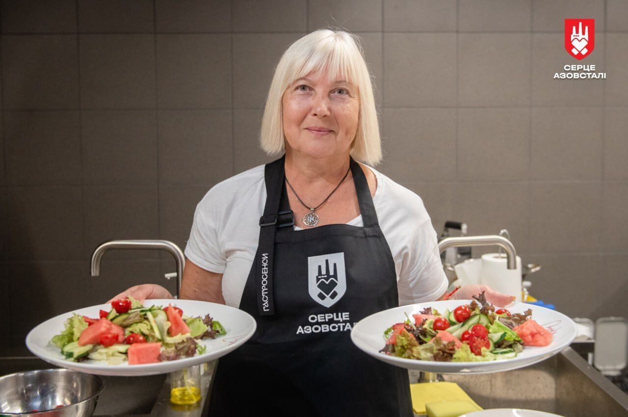 "Сердце Азовстали" запустило гастроклубы для защитников Мариуполя и их семей