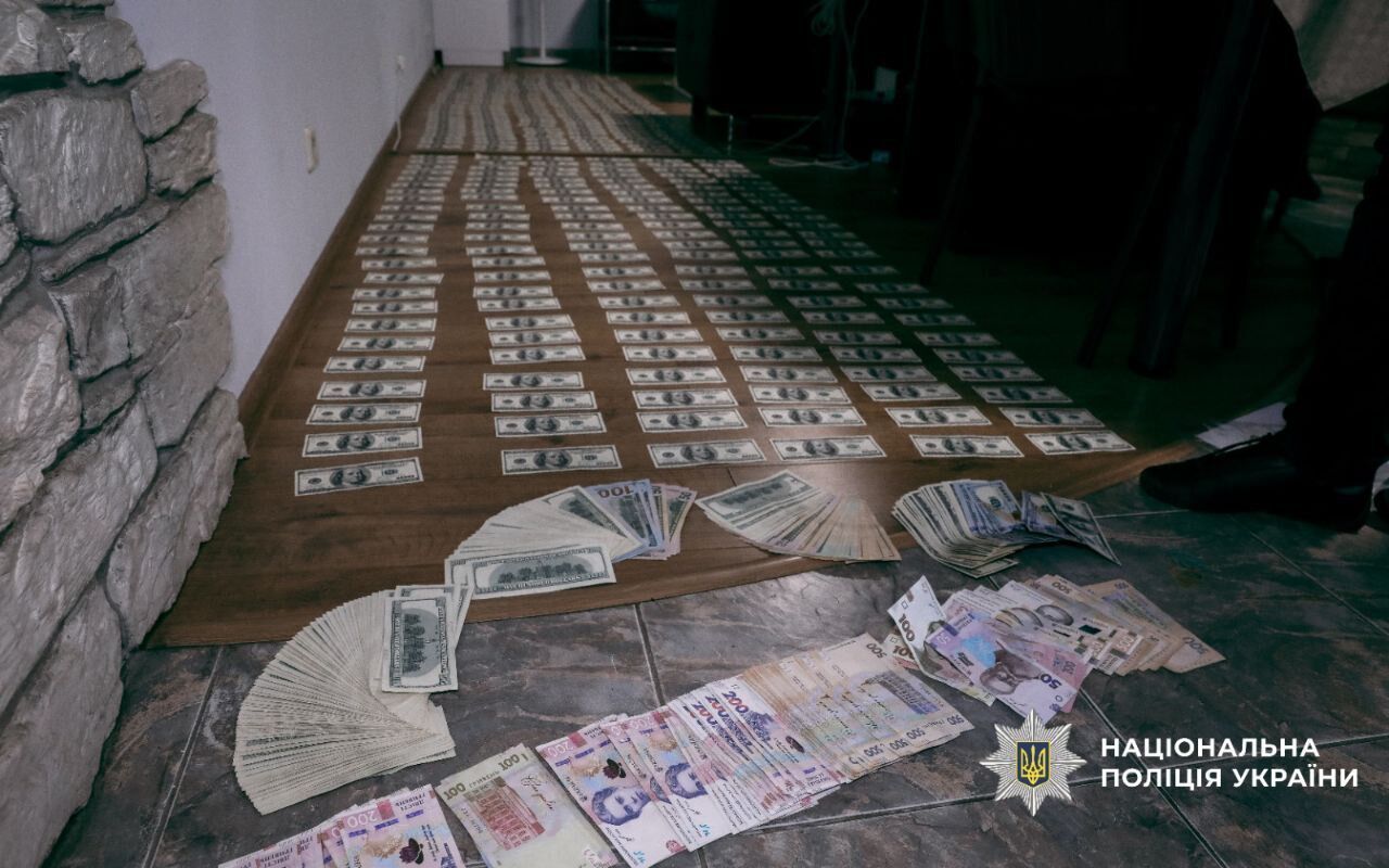 Завезли 13 иностранцев и заставили работать в теплицах Киевщины: схему организовал китаец. Подробности, фото и видео