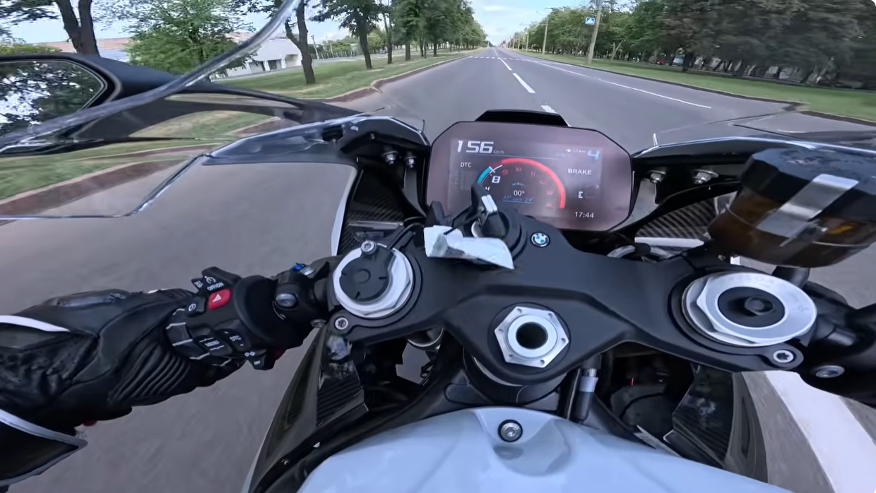 В Харькове несовершеннолетний сын чиновницы совершил аварию: дорогая Audі Q5 не внесена в декларацию