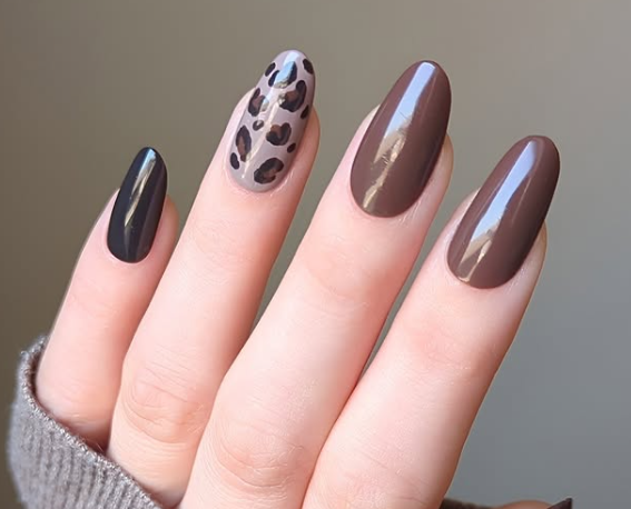 Маникюр в коричневых тонах: лучшие осенние комбинации