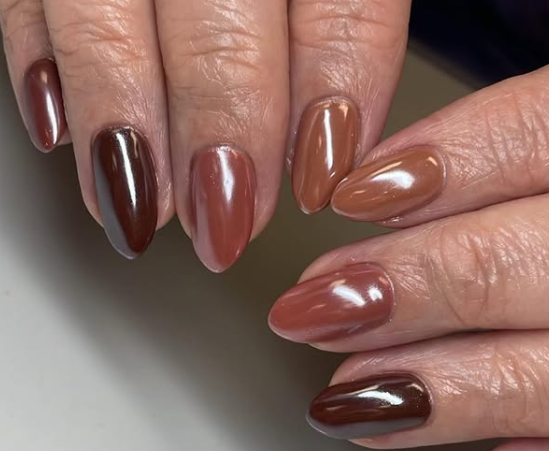 Маникюр в коричневых тонах: лучшие осенние комбинации