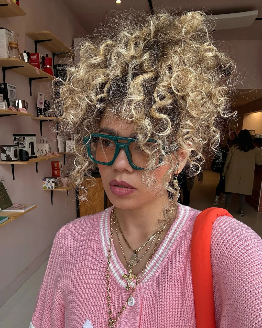 Как покрасить волосы осенью: топ стильных оттенков