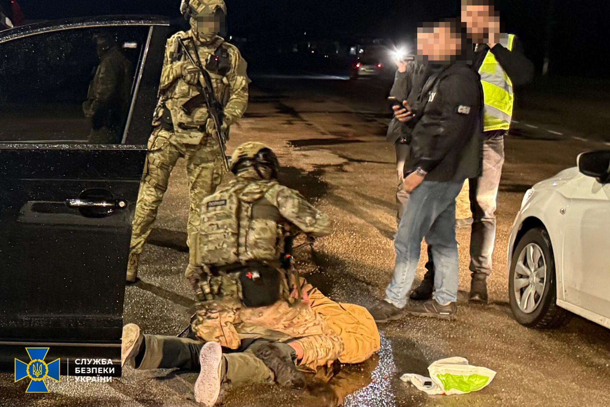 За $26 тыс. обещал уклонисту снять с розыска и с воинского учета: на Киевщине задержали злоумышленника. Фото