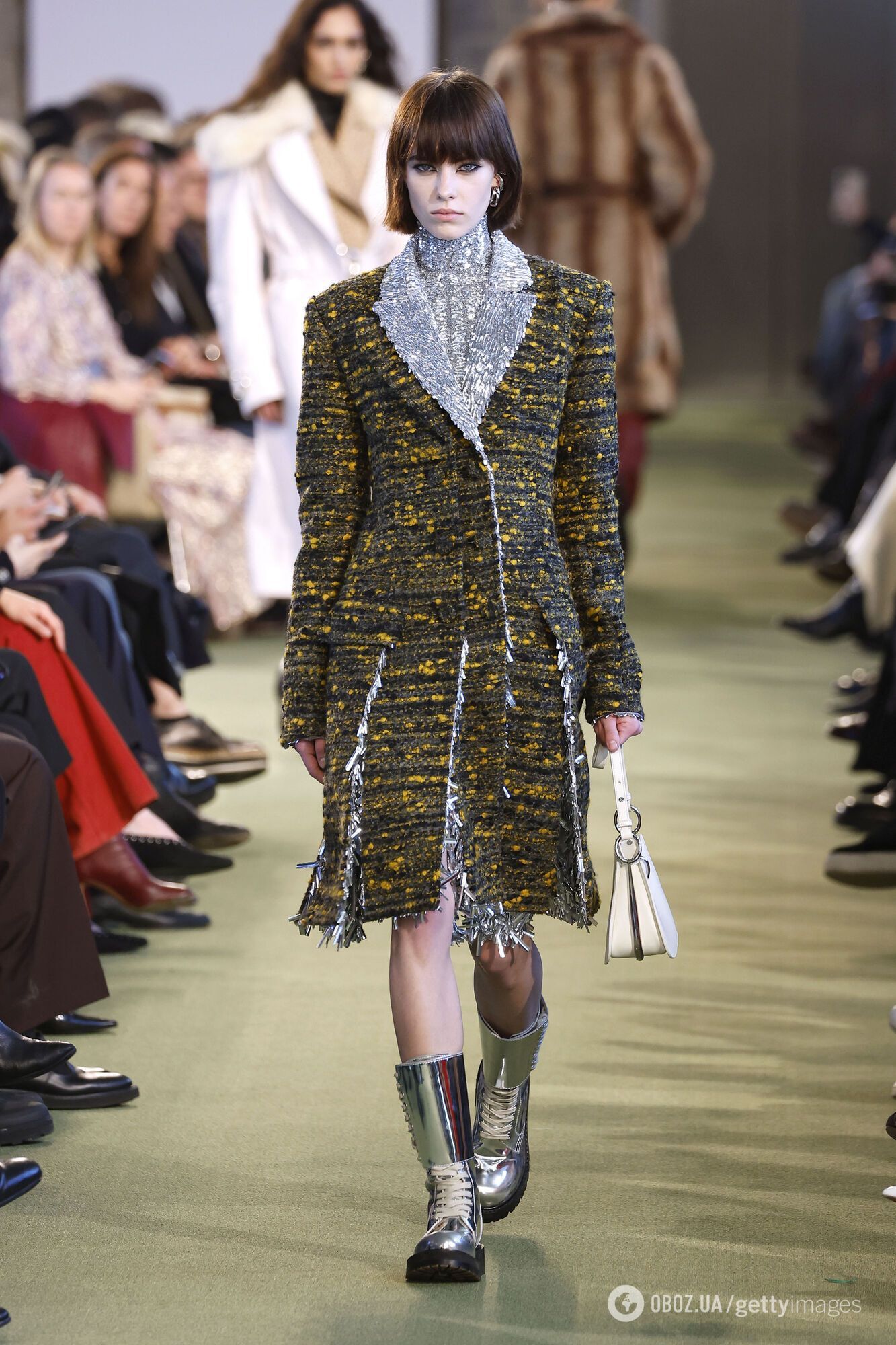 Тренди 90-х повернулися: яке взуття знову в моді цієї осені