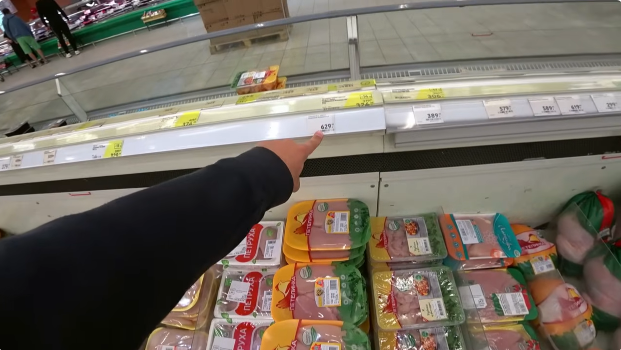 У Росії серйозно зросла в ціні їжа: причиною стало подорожчання бензину через атаку українських дронів по НПЗ