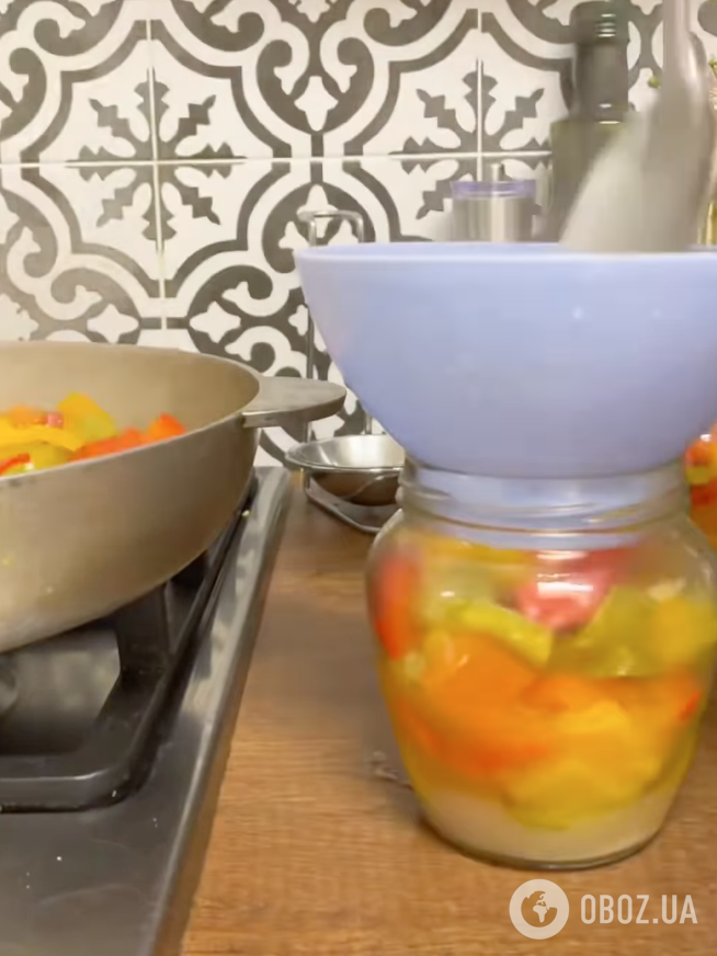 Як смачно приготувати консервований перець