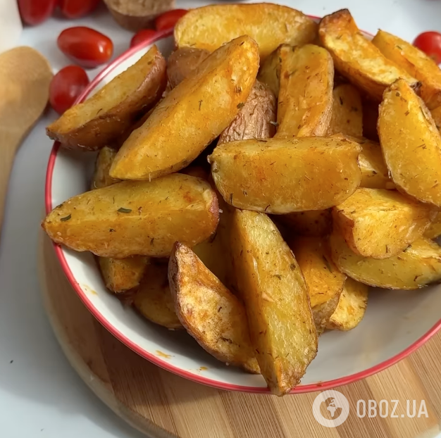 Як приготувати хрустку картоплю по-селянськи: ділимося головним секретом