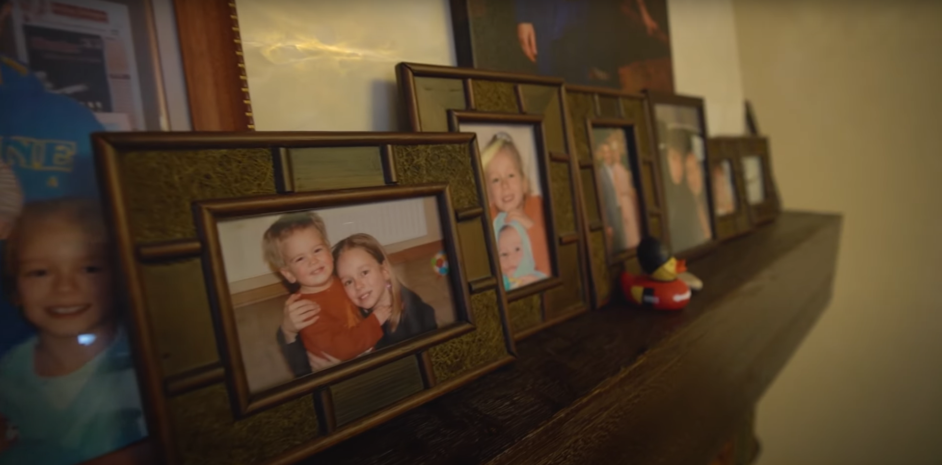 Бассейн, садовник и помощница по дому: телеведущая Оксана Гутцайт провела экскурсию по своему роскошному двухэтажному дому под Киевом