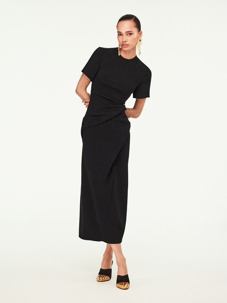 Тренди 90-х повернулися: яке взуття знову в моді цієї осені