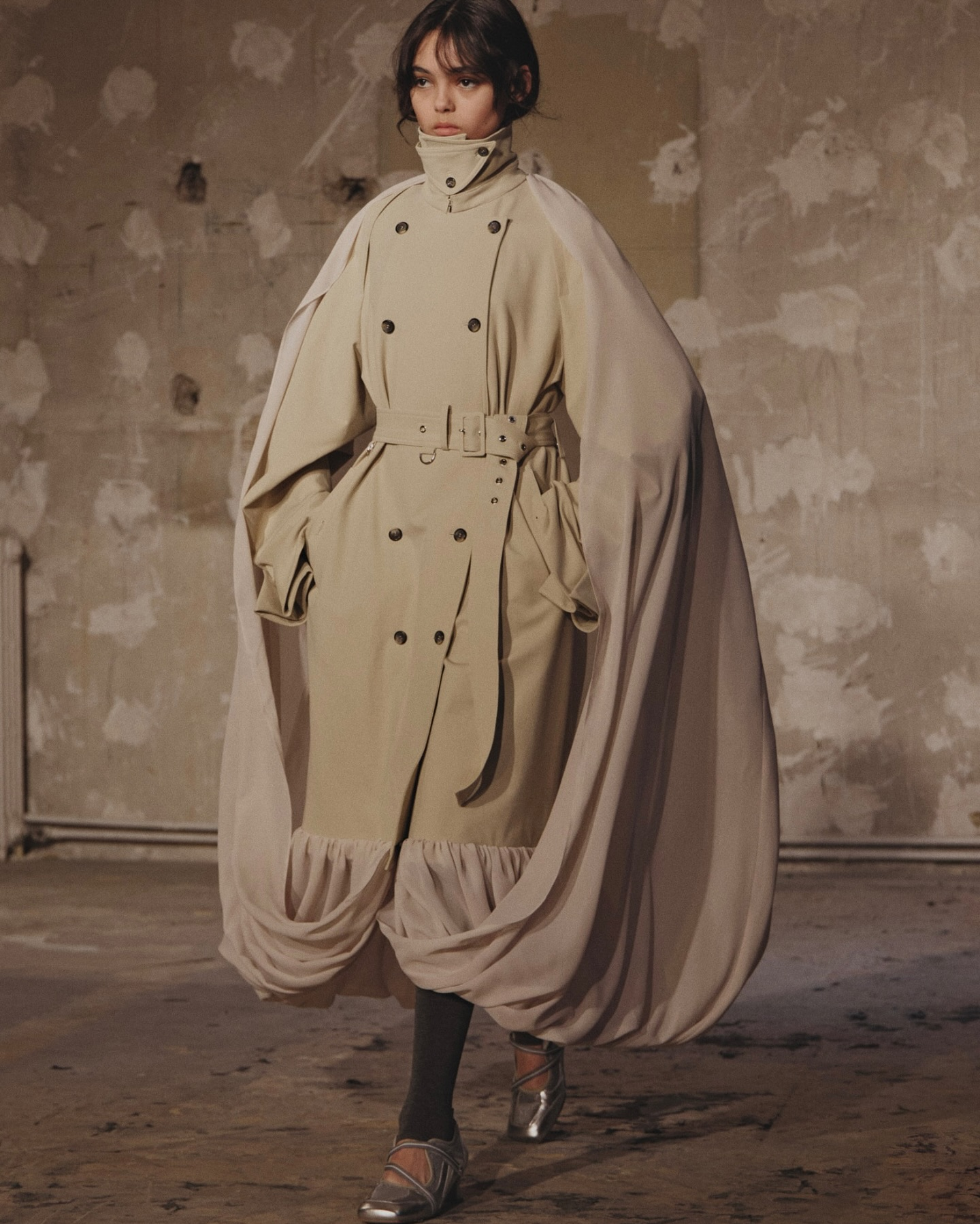 Тренди 90-х повернулися: яке взуття знову в моді цієї осені