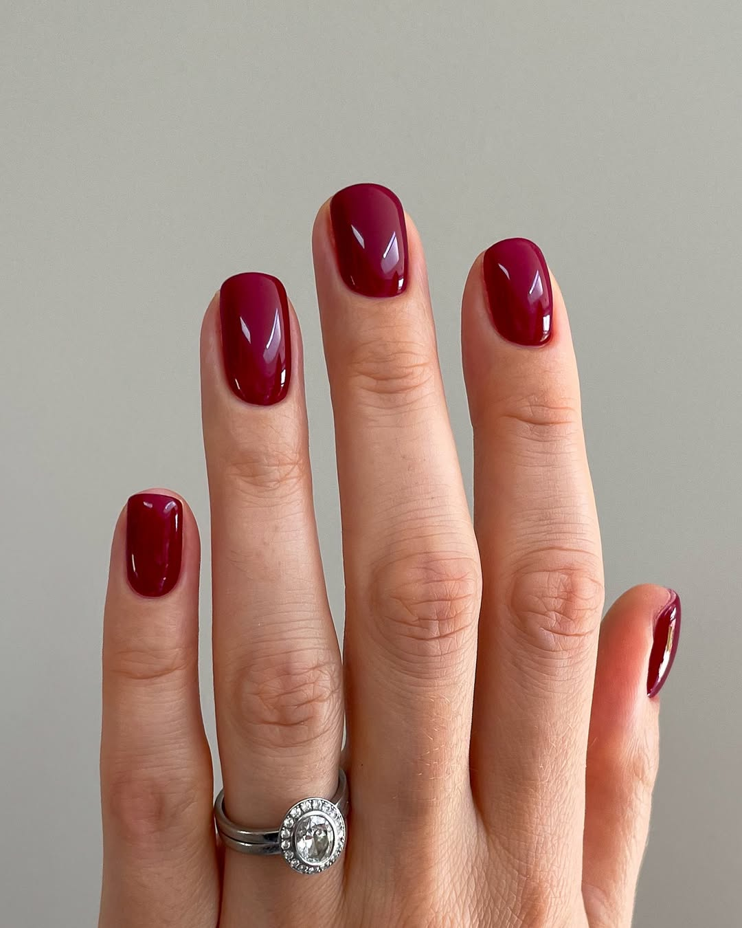 Підходять під будь-який тон шкіри: названо універсальні кольори манікюру