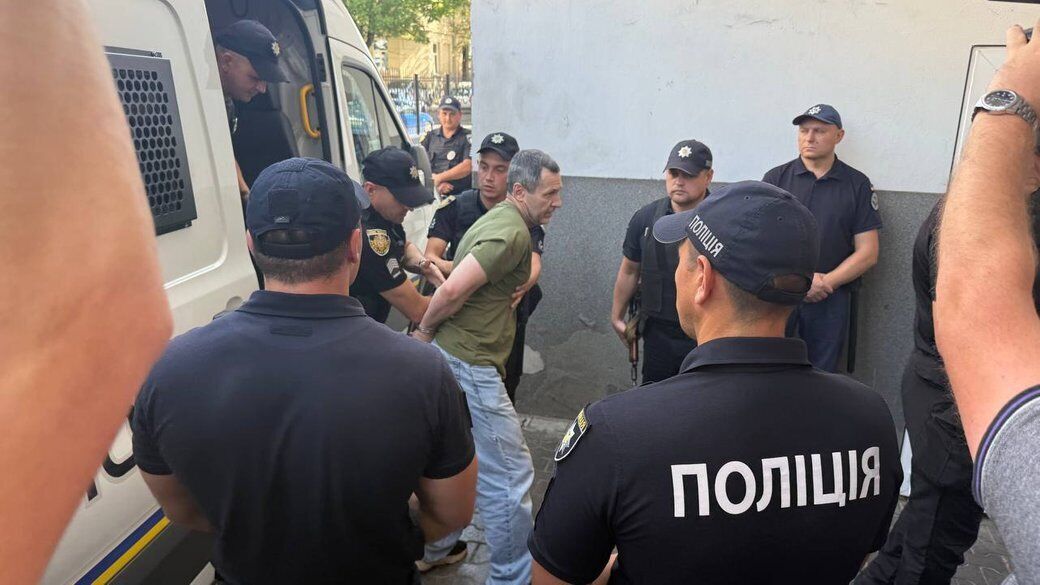 Суд избрал меру пресечения подозреваемому в убийстве Парубия