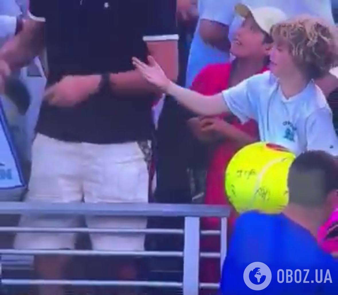 Польский миллионер отобрал у маленького мальчика кепку с автографом и жестко поплатился за это: скандальное видео и что с ним сейчас