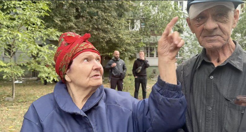 "Було дуже гучно, вилітали вікна": жителі Дніпра розповіли про ворожу атаку та її наслідки. Відео