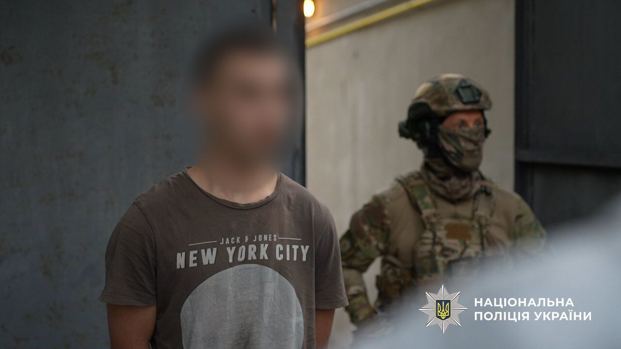 "Бізнес" на продажі психотропів: в Одесі поліція викрила наркокартель з багатомільйонним оборотом. Фото і відео