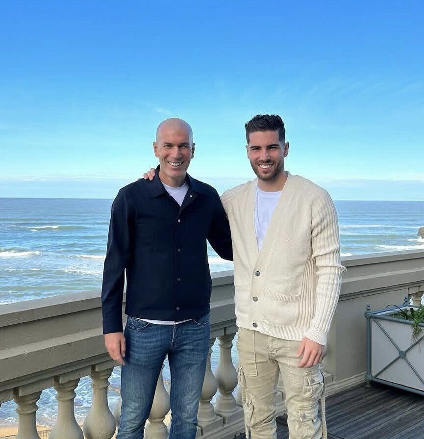 Сын Зидана отказался выступать за Францию и официально сменил гражданство