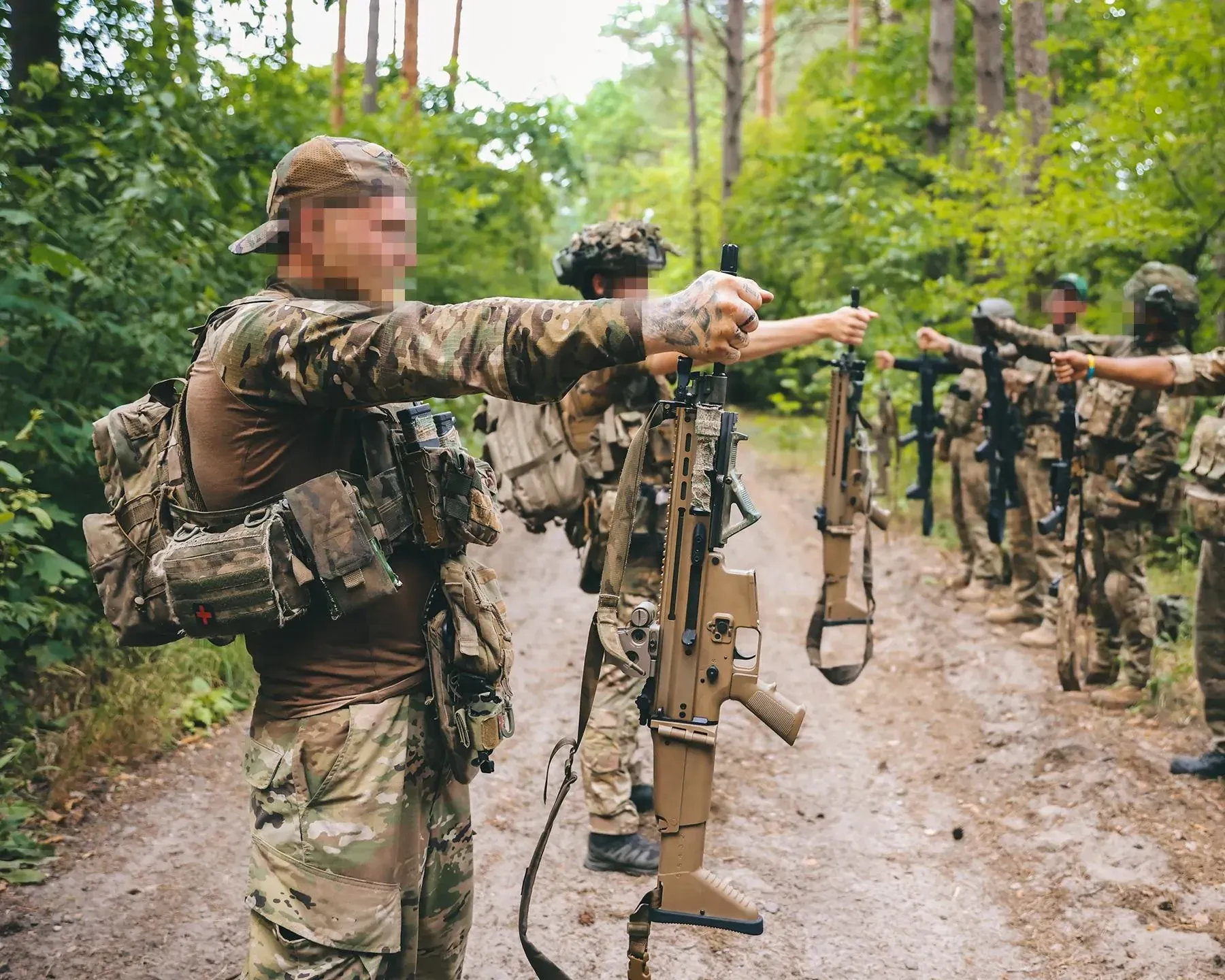Жив у Канаді, але повернувся в Україну: розвідник "Вікінг" розповів про участь у війні і найстрашніше на фронті. Фото