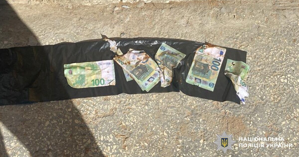 Организовал незаконное пересечение границы для уклонистов: на Буковине задержали экс-пограничника. Фото