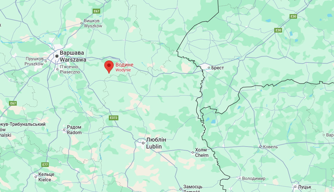 Небезпечні знахідки грибників: у Польщі виявили ще два об'єкти, схожі на дрони