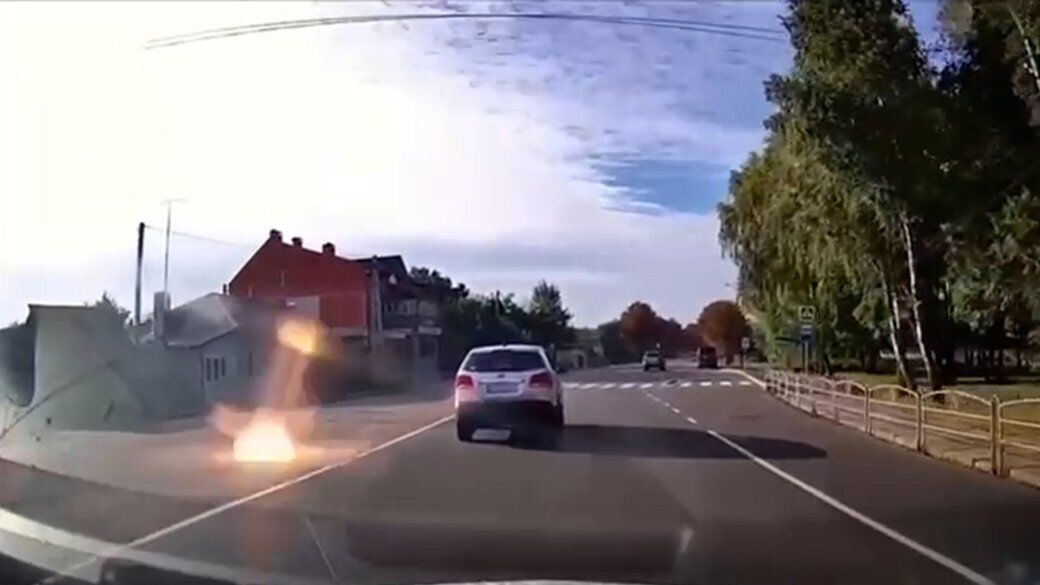 Новий вид атаки: ворог скинув на Ніжин невідомі вибухові речовини