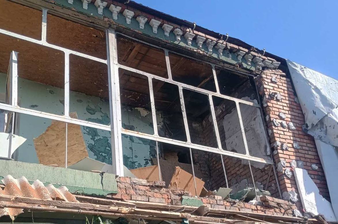 Ворог атакував Дніпропетровщину: пошкоджені будинки і газогін, є постраждалі. Фото