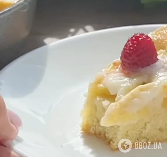 Ароматный яблочный пирог ''3 стакана'' с заливкой: рецепт самой вкусной и быстрой домашней выпечки