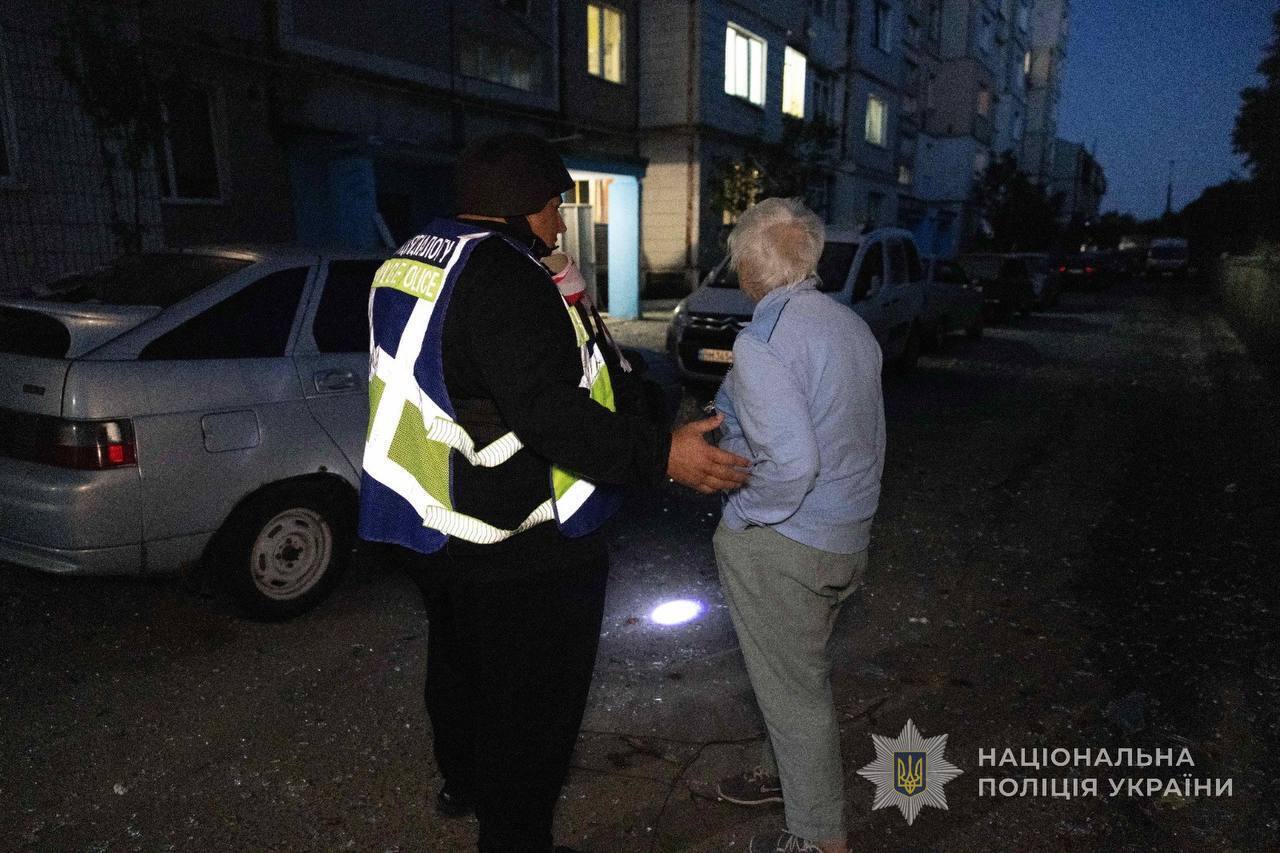 Оккупанты атаковали предприятие и учебное заведение в Сумах: произошел пожар, ранен мужчина. Фото