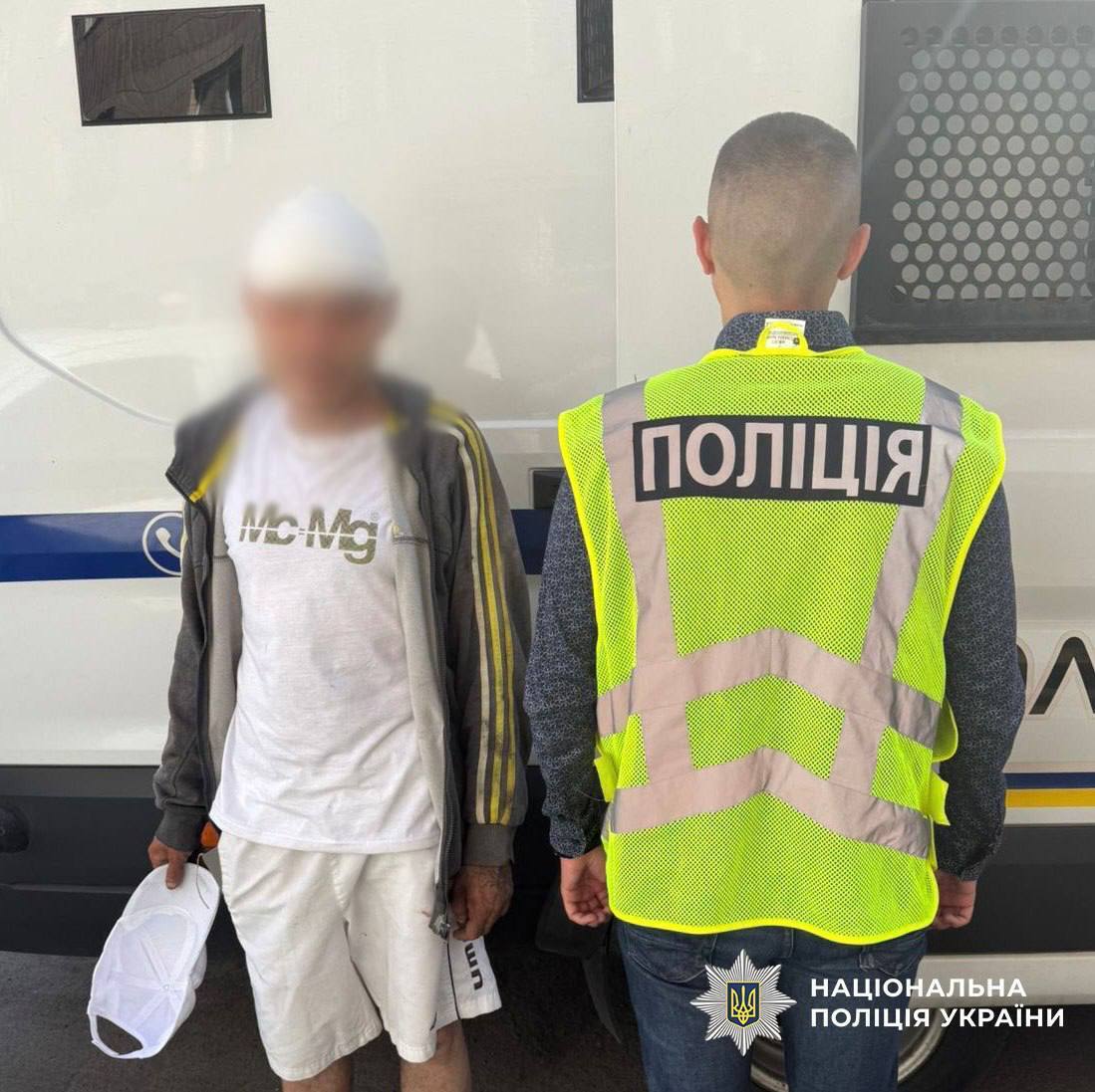Жорстоко побили перехожого та пограбували його: у Києві затримали зловмисників. Подробиці та фото