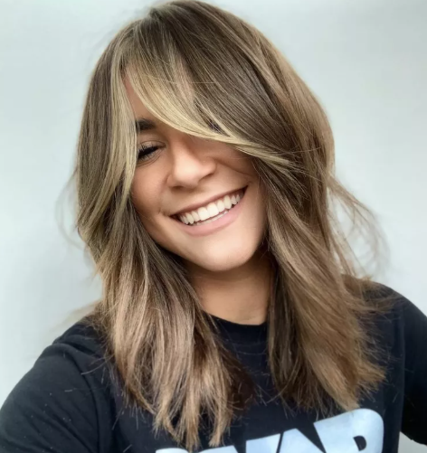 Як освіжити образ восени: найкращі стрижки на середню довжину