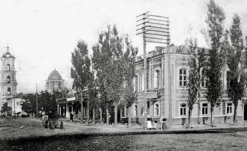 Старі фото Сум: у мережі показали місто на початку ХХ століття