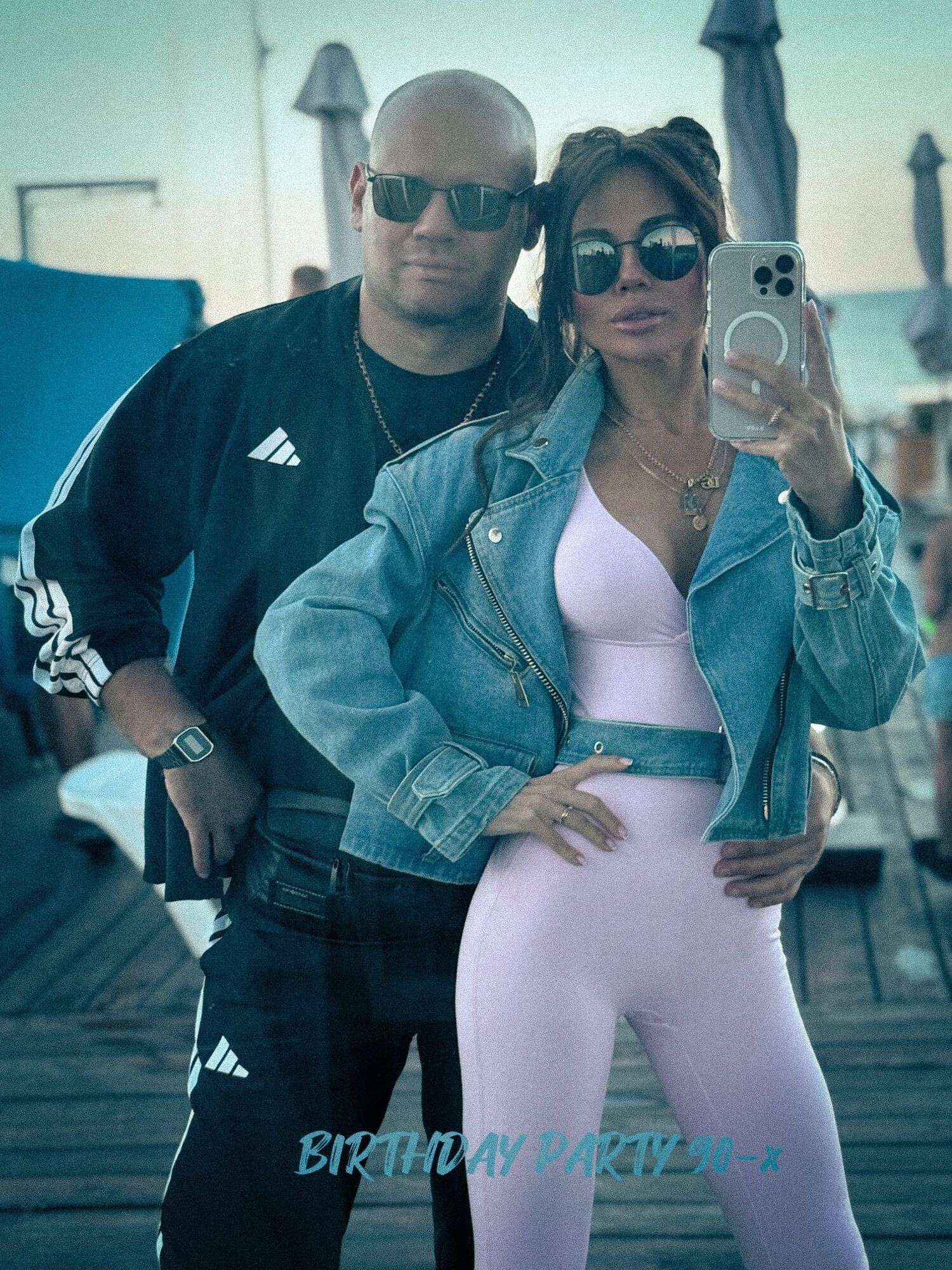 Скандальний ексзаступник генпрокурора засвітився на "бандитській" вечірці в стилі 90-х. Фото