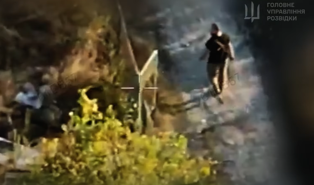 "Филигранная работа": в ГУР показали, как "стирают" в пепел российских оккупантов в Украине. Видео