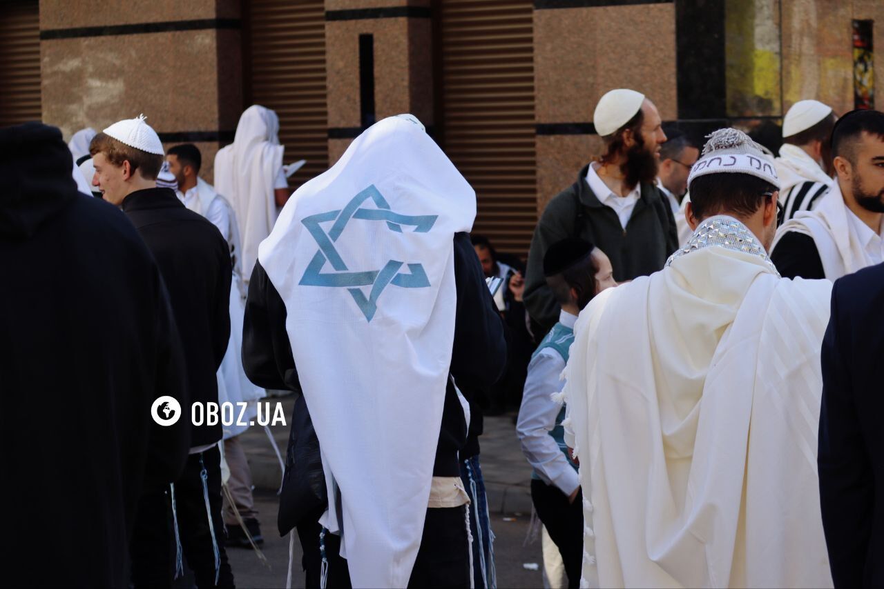 Прибули десятки тисяч паломників: як проходить святкування Рош га-Шана в Умані. Фото та відео