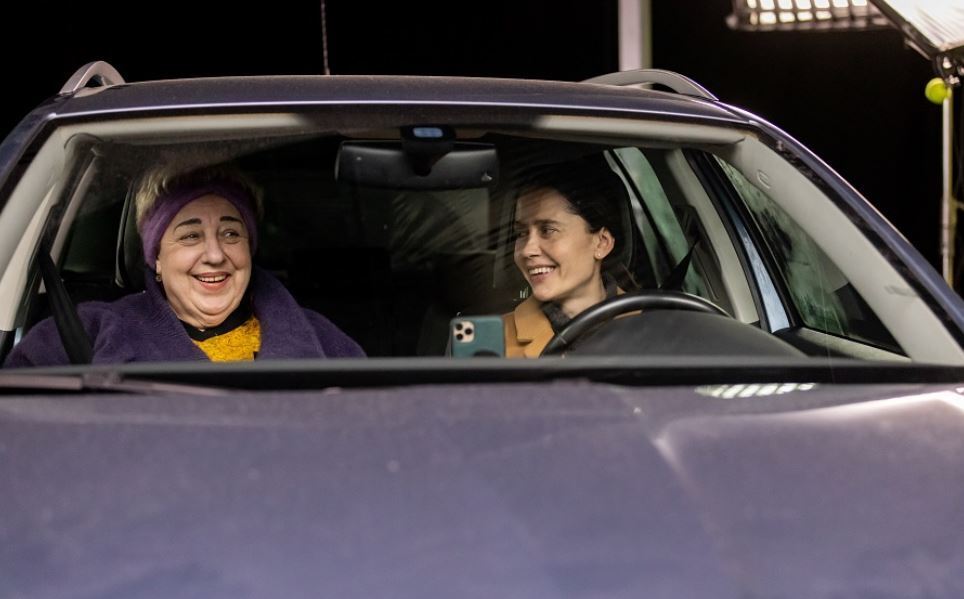 "Нам постоянно твердили: Россия здесь навсегда". Елена Галл-Савальская – о попытках завербовать в оккупации, пенсии РФ и тайнах предателей Украины