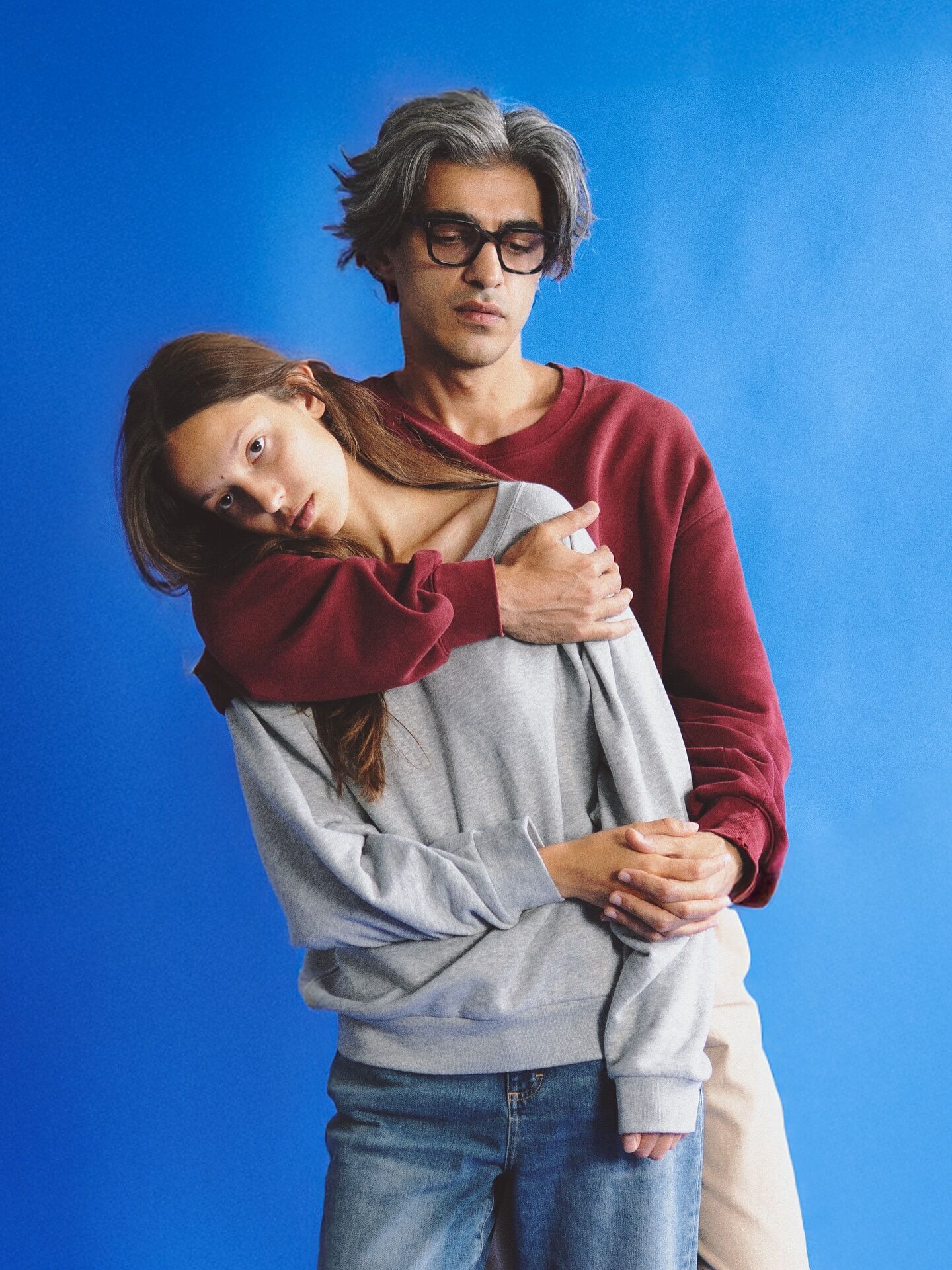 34-річний режисер закрутив роман із 18-річною українською співачкою і нарвався на хейт: їх назвали "дідом і внучкою"