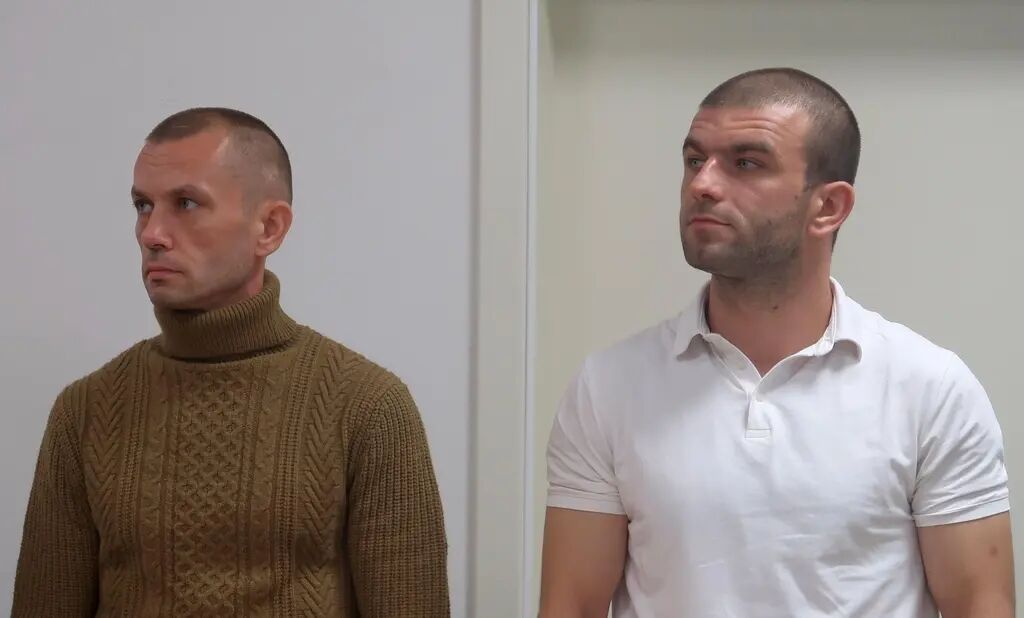 У Чехії двох українців звинуватили у розстрілі вантажівки з рогатки: вони кажуть, що це через національність