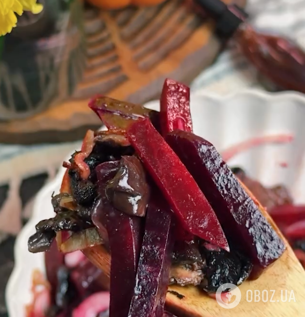 Салат их свеклы и мяса ''Шухи'': делимся рецептом аутентичного украинского блюда
