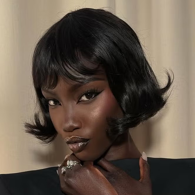 Осінні тренди зачісок: які стрижки і аксесуари модні у 2025-му